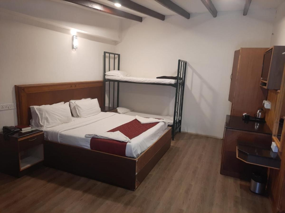 Pine Borough Inn 코다이카날 외부 사진