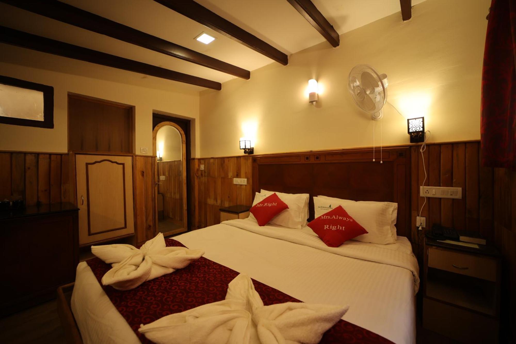 Pine Borough Inn 코다이카날 외부 사진