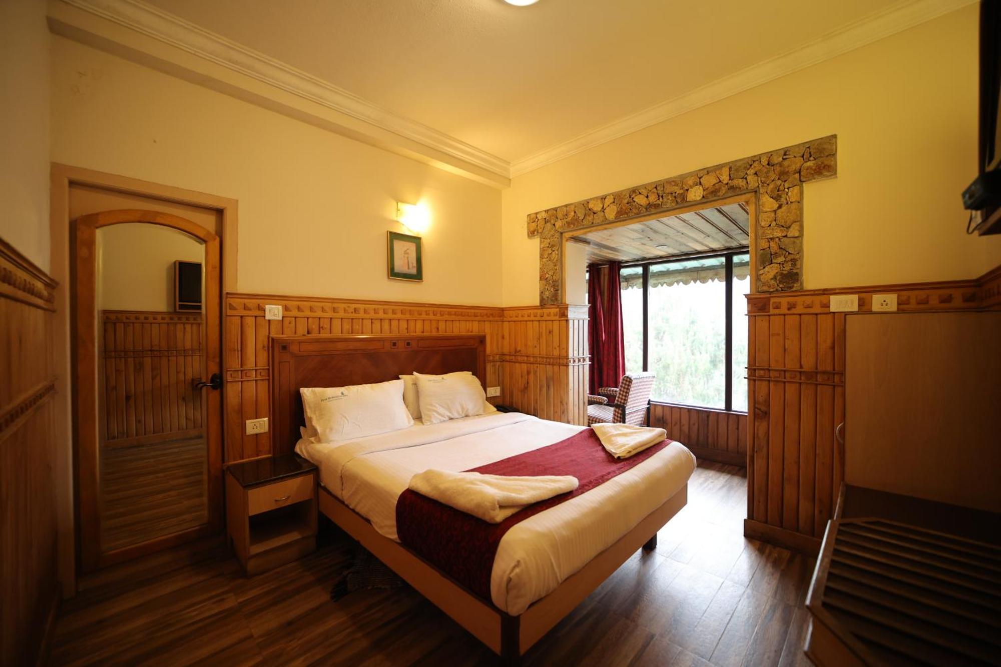 Pine Borough Inn 코다이카날 외부 사진