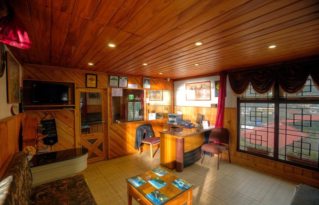 Pine Borough Inn 코다이카날 외부 사진