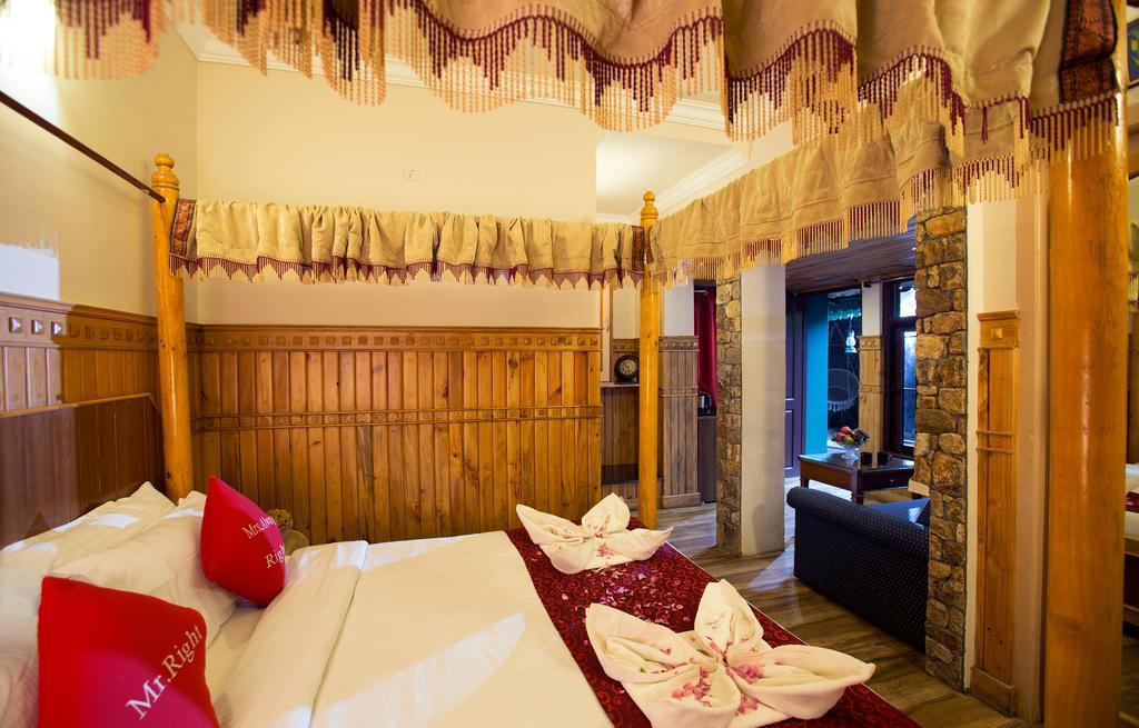 Pine Borough Inn 코다이카날 외부 사진