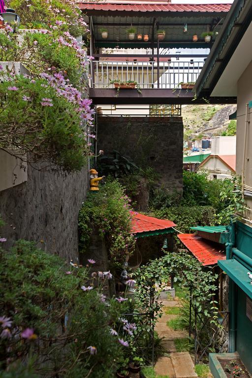Pine Borough Inn 코다이카날 외부 사진